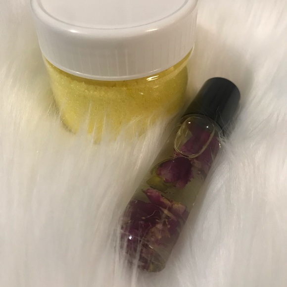 💋just in💋 CLASSY lip oil for normal or dry lip - Picture 3 of 7